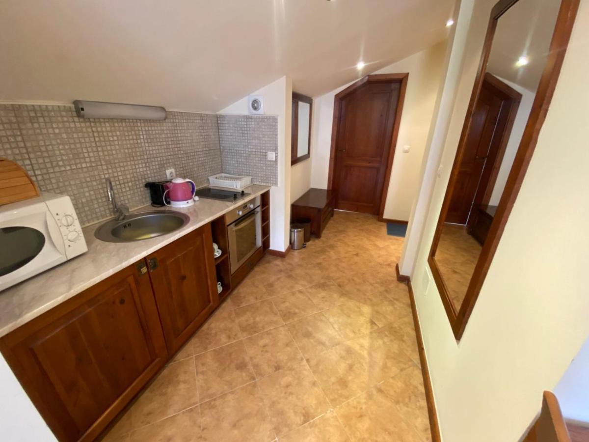 St Ivan Rilski Luxury 4 Stars Free & Mineral Water Apartment