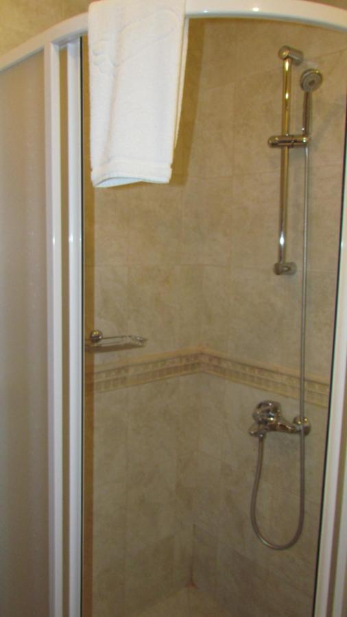 St Ivan Rilski Luxury 4 Stars Free & Mineral Water Apartment *